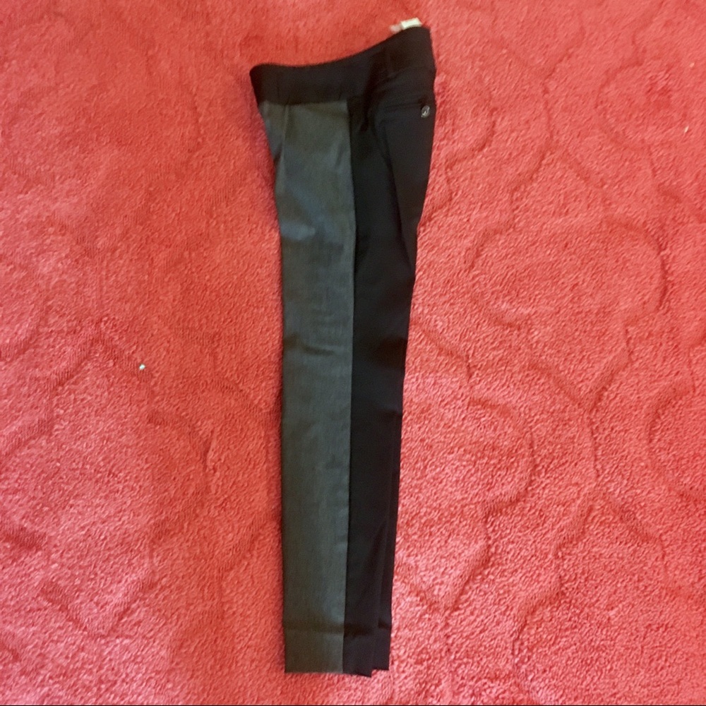 Limited exact stretch ankle pant